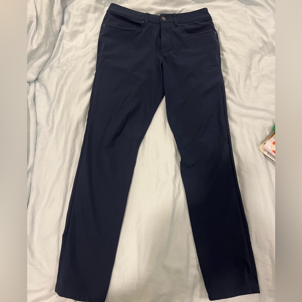 Lululemon Men’s ABC SLIM Warpstreme 5 pocket pant 29X32 True Navy